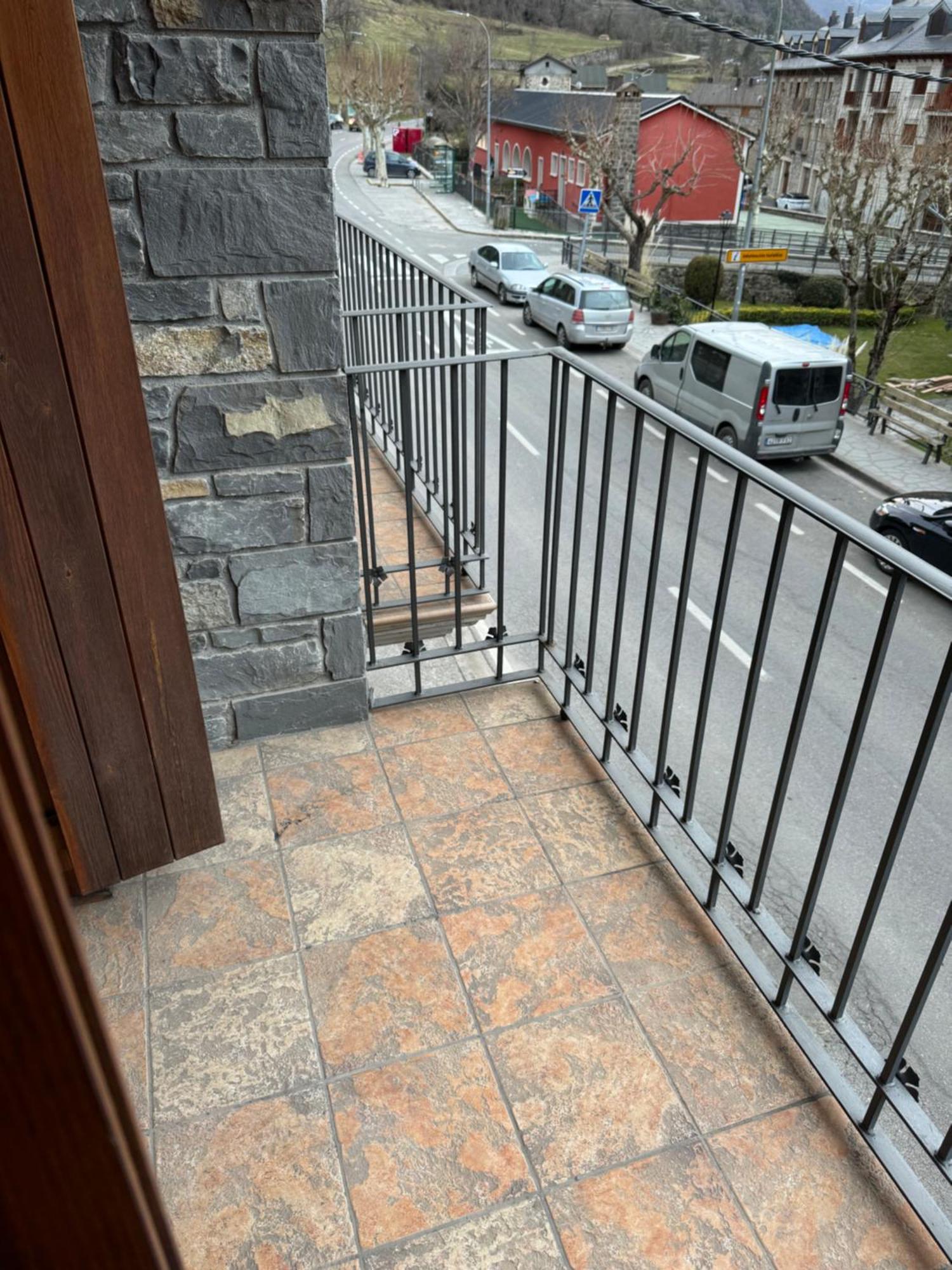 Apartamento La Boira Broto Esterno foto